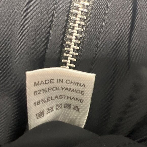 Black Cut-Out Long Sleeve Sexy Romper Cut Out Bodysuit Sexy Shorts Size Small - Picture 10 of 11